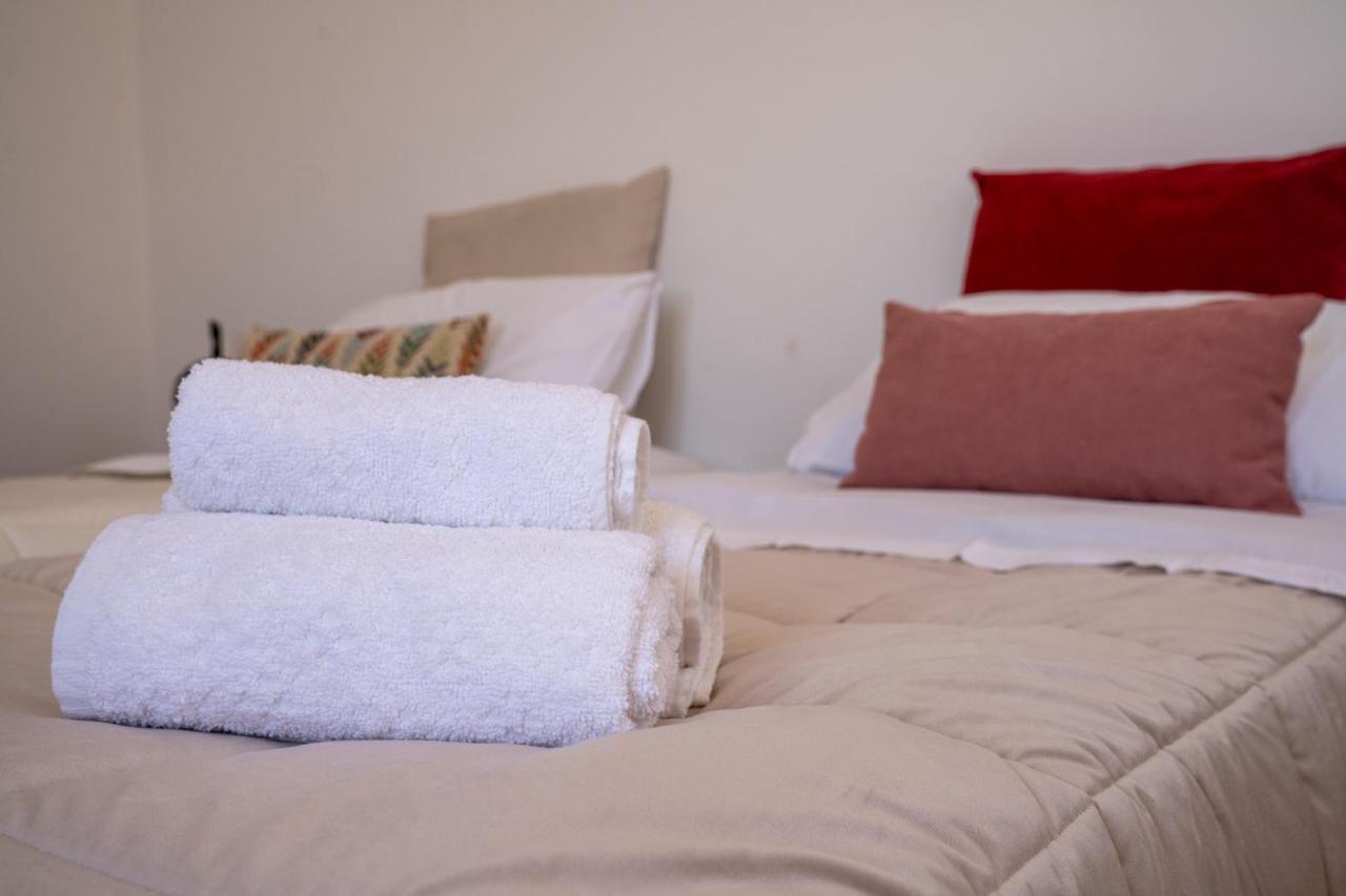 Sopra Moltivolti Guesthouse Palermo Kültér fotó
