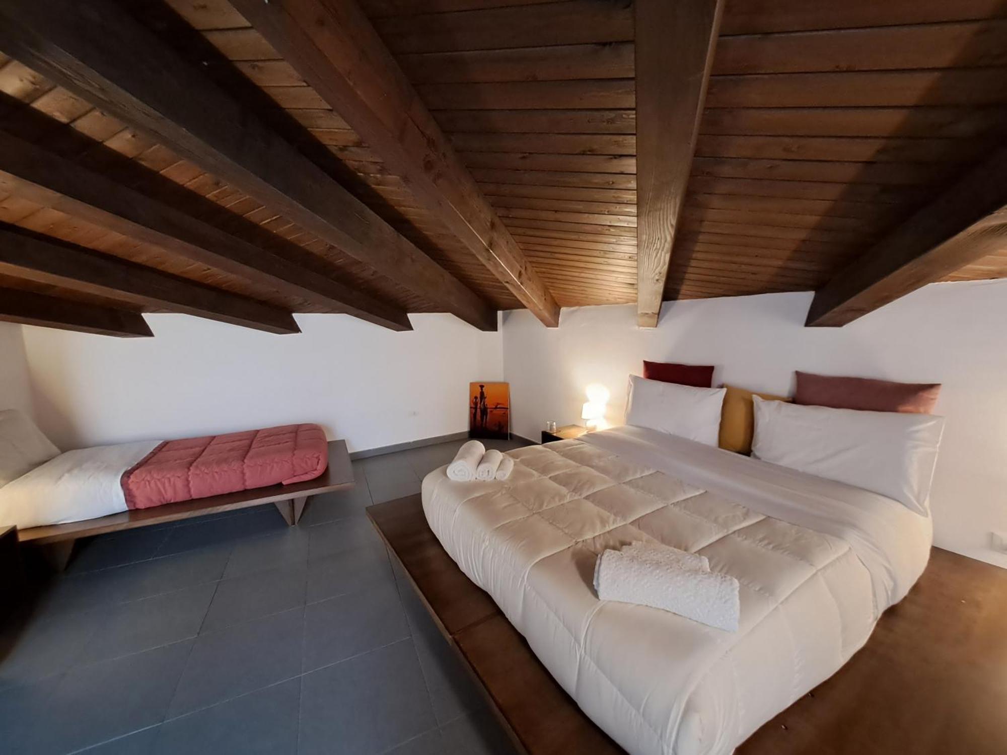Sopra Moltivolti Guesthouse Palermo Szoba fotó